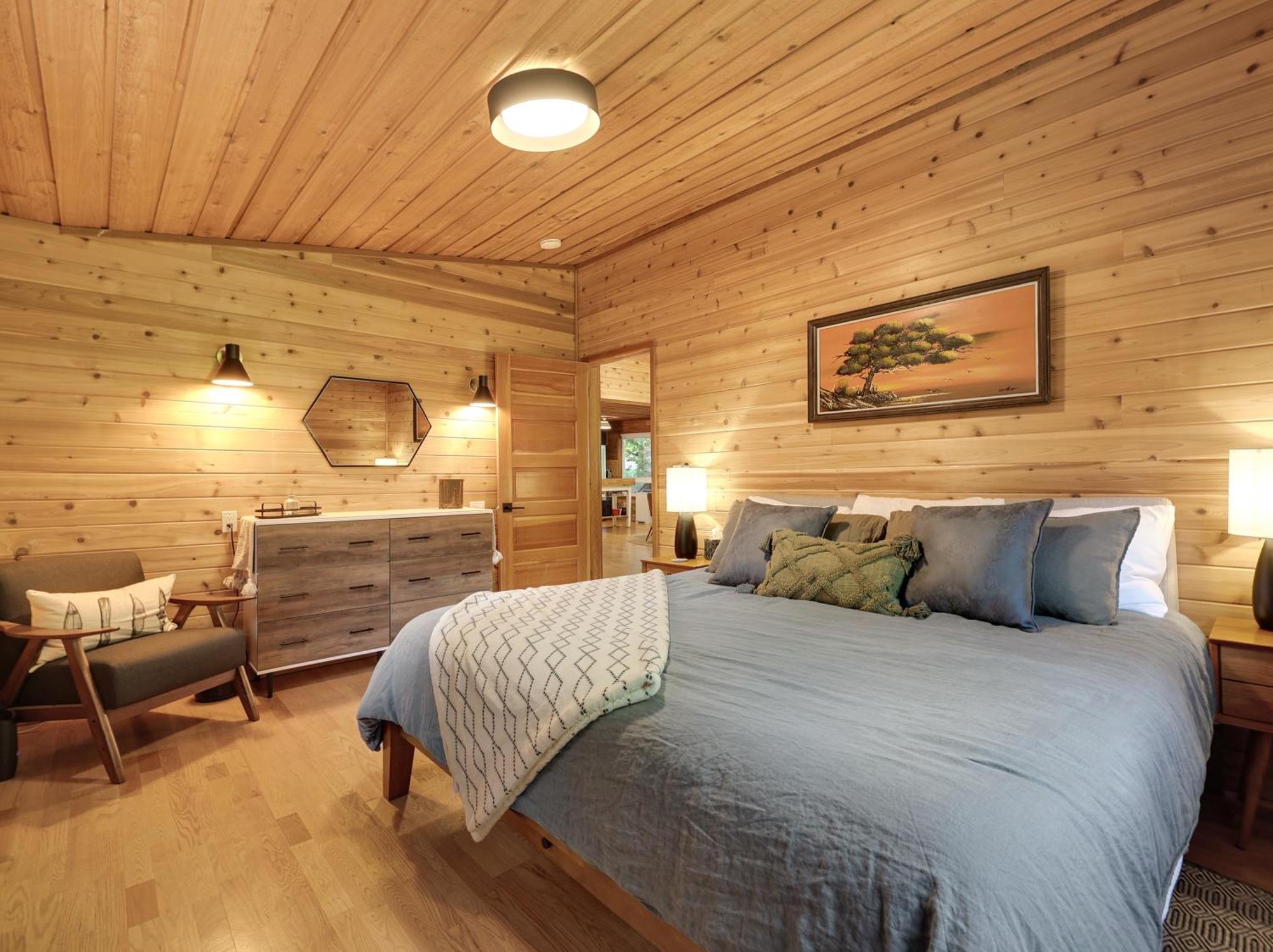 Woods Waves: Luxury Coast Cabin King Beds Pets Tillamook Exterior photo